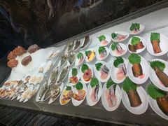 -雍容荟帝王蟹活龙虾展台自助(IFS黑金店)