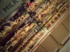 -向阳松鼠(三门井店)