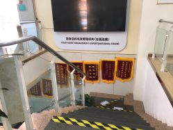 -新生植发·植养护一体