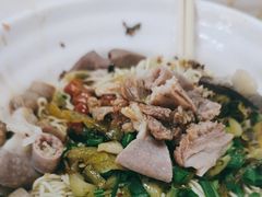 -阿阳牛腩腌面店