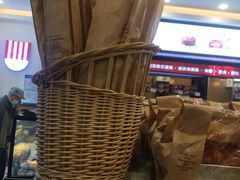 -红宝石·鲜奶小方·海派西点房(南丹店)