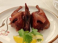 红烧乳鸽-广州逸林假日酒店·四季桃源中餐厅(白云山风景区店)