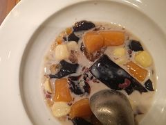 -RUXU入续糖水铺与包(卓悦中心店)