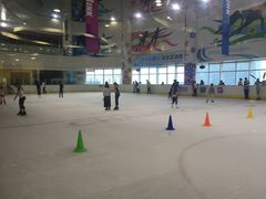 -冠军冰场CHAMPION RINK(百联又一城店)