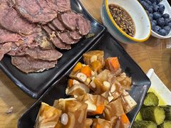 -三鞭一花·独一处·元英砂锅(海光寺店)