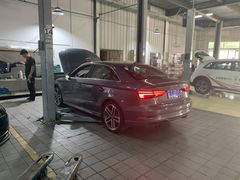 -上海西上海奥杰奥迪汽车销售有限公司(真如店)