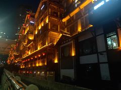-小天鹅火锅·一线江景洪鼎旗舰店(洪崖洞店)