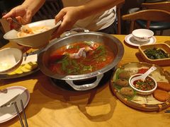 -老凯俚酸汤鱼(多彩城店)