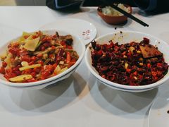 -独一佳老胡湘菜馆(矿山路店)