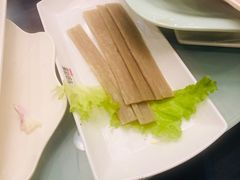 -名都晓荷塘主题火锅(海城街店)