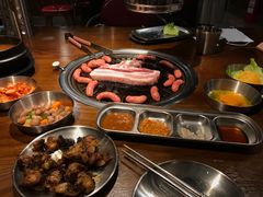 厚切猪肉-·缸桶屋·韩式牛肋条自助烤肉(西湖D11店)