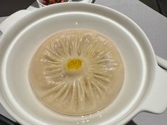 蟹粉汤包-屋里厢上海菜馆