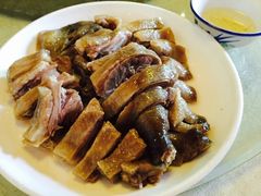 -鲤鱼塘农家山庄