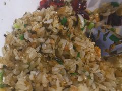 -凤凰路何眼镜香辣蟹(花果园店)