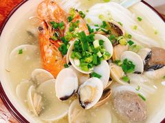 -老何家后安粉·糟粕醋海鲜火锅(三亚湾椰梦长廊店)