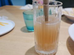 -菲滋意式餐厅(临平万达店)