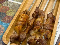 -乡村馕坑肉·烧烤·新疆菜·本地人更爱吃(阿勒泰首店)