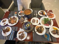-元一希尔顿酒店·鲜切牛肉火锅禅自助餐厅