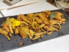 -荟廷·晶萃(陆家嘴尚悦湾店)