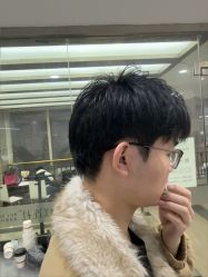 -镁连社·美联社