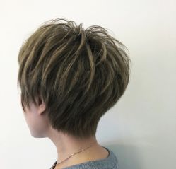 -简法造型·品牌形象店