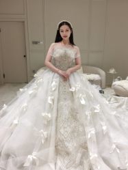 -Renee芮亦婚纱