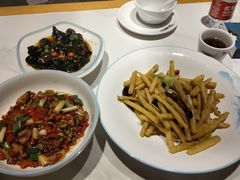 -饭橘汉江码头·乡野土菜馆(静安路店)