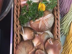 -故里和山·成都火锅(欢乐港湾店)