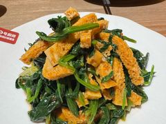 -耶里夏丽·新疆菜·28年喀什老馆(田林东路店)