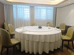 -食为先庐畔渔歌(合作化路店)