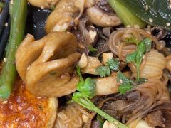 -醉人椒麻辣香锅(王府井喜悦店)