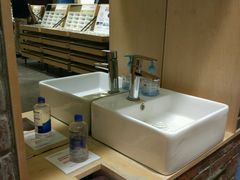 -JINS(上海环球金融中心店)