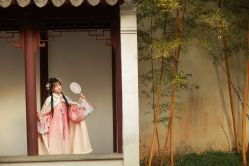 -一揽芳华汉服旗袍体验馆(拙政园店)