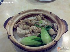 牛蛙滑蛋煲仔饭-新发记港式茶餐厅(黄浦店)