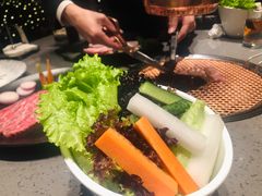 澳洲和牛肩甲牛小排M6-槿·贵州酸汤火锅餐厅·杭州临安万豪酒店