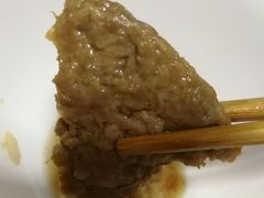 肉饼里的肉很厚实-京东肉饼(兴丰大街店)