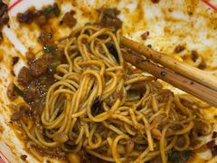 -叶伟胡辣壳面(两路口店)