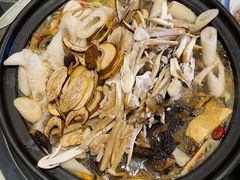 -野菌皇海景野生菌火锅(滨海大道店)