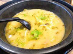 酸汤米线-金香缘米线(大润发店)