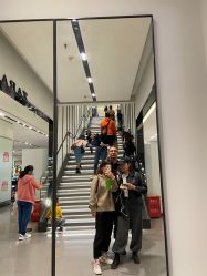 -V8潮牌·接发烫染连锁