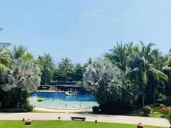 -三亚湾海居铂尔曼度假酒店