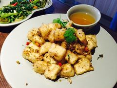 -大头虾越式风味餐厅(光明广场店)