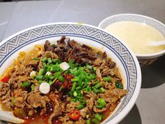 -粉吖吖·邵阳米粉(体育西路店)