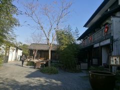 -田园东方蜜桃村的田野营地