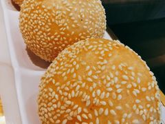流心大煎堆-稻香酒家·33年老字号·港式粤菜(富邦中心店)