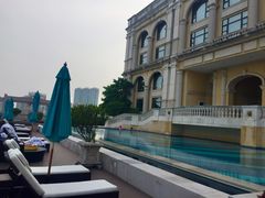 室外游泳池-澳门十六浦索菲特大酒店