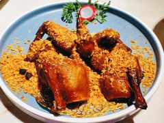避风塘乳鸽-点都德·毕德寮