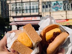 咸牛肉厚蛋多士-世记咖啡(氹仔外卖店)