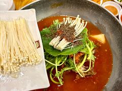 -喇喇排骨火锅·传统韩式脊骨汤(望京西园总店)