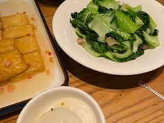 -深巷家味馆.湖北头牌红烧鱼头拌饭(黄陂店)